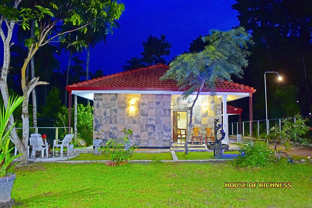 House Of Richness Hotel Negombo Kültér fotó