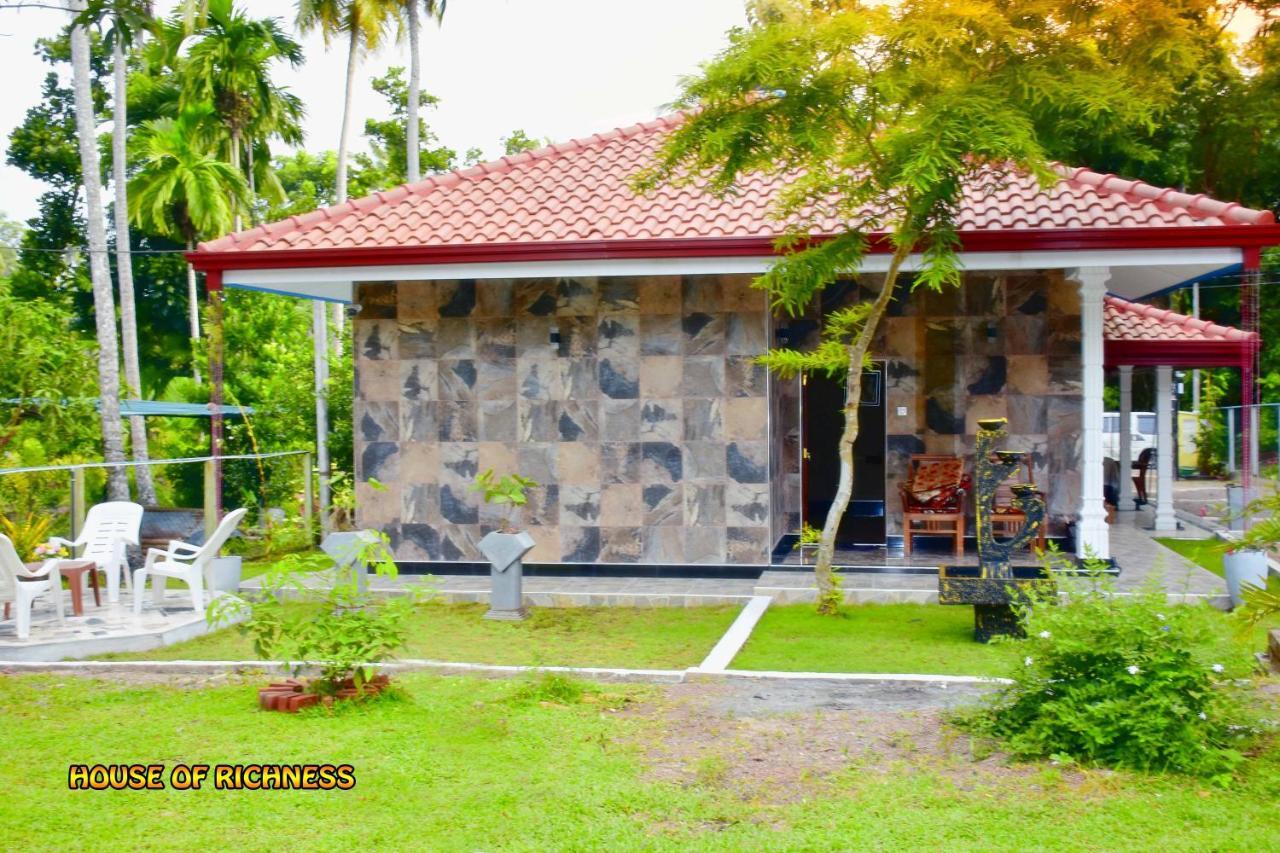 House Of Richness Hotel Negombo Kültér fotó